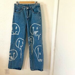 Graphic Jeans